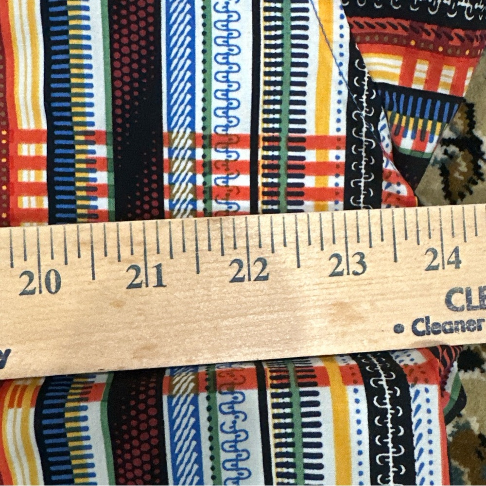 Robert Graham Blue and Red Plaid Men's Shirt - Picture 10 of 13